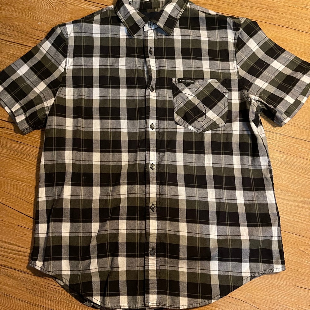 Hunter green plaid Calvin Klein button Up